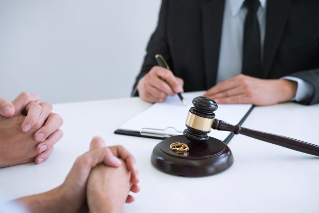 Agreement,Prepared,By,Lawyer,Signing,Decree,Of,Divorce,(dissolution,Or